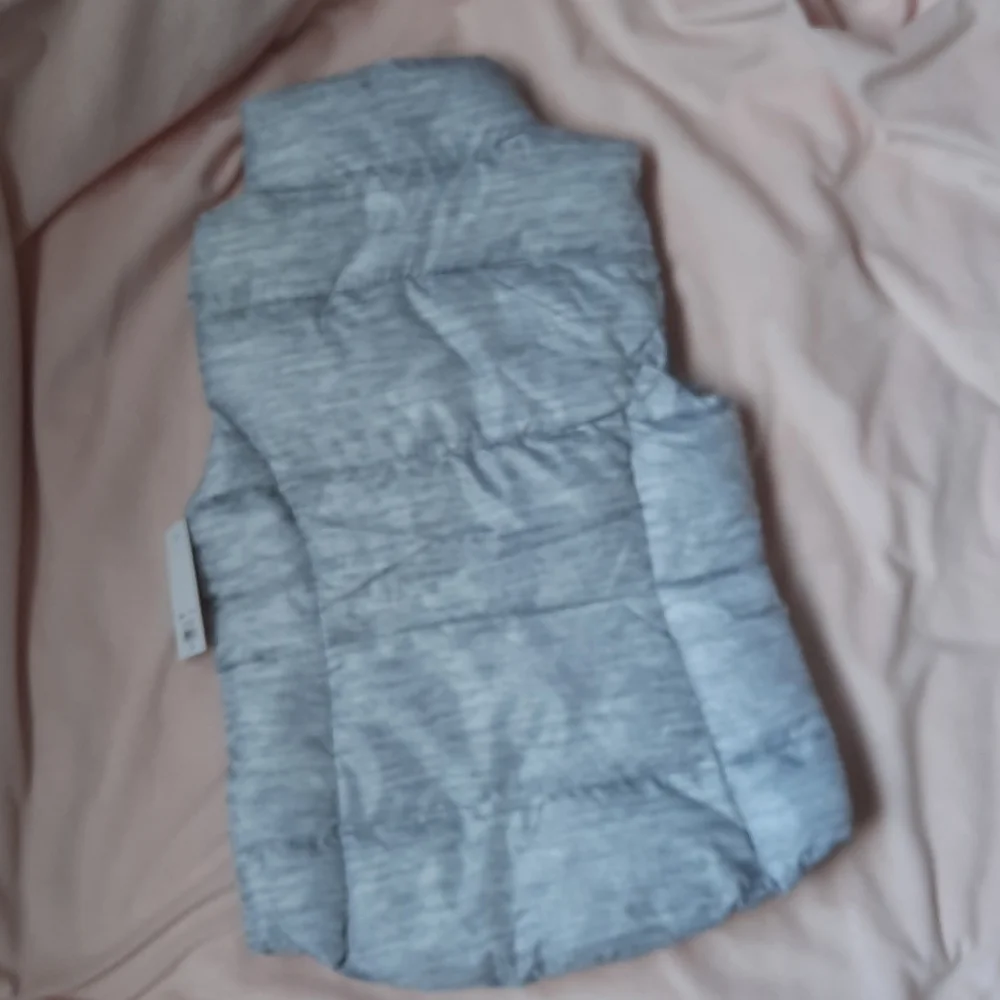 Girls puffer vest